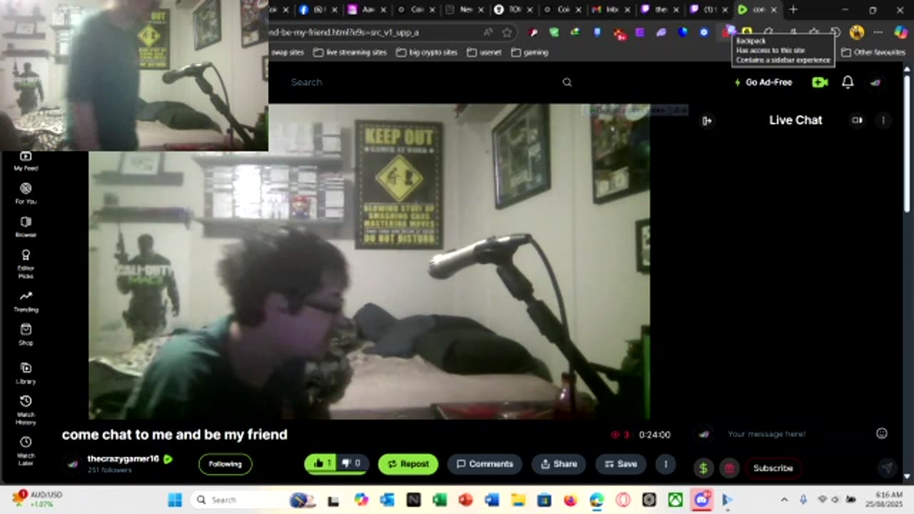 come chat to me and be my friend