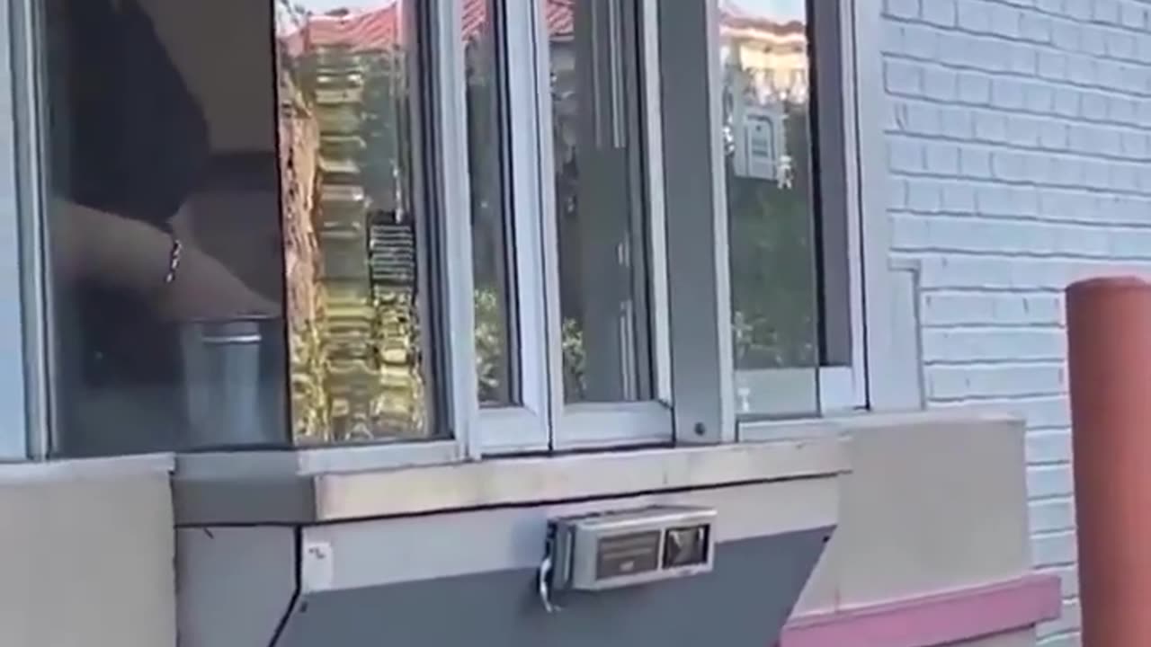 😂🍩 WHAT U MEAN THROW HIM A DONUT?? DONT U SEE HOW POLITE HE IS?? | FunFM