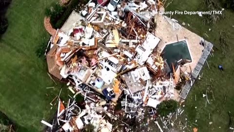 NOAA predicts 'above-normal' US hurricane season, shrugs off Trump cuts