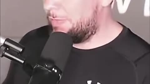 NEBUĎ SIMP, BUĎ GUMÍTKÁŘ