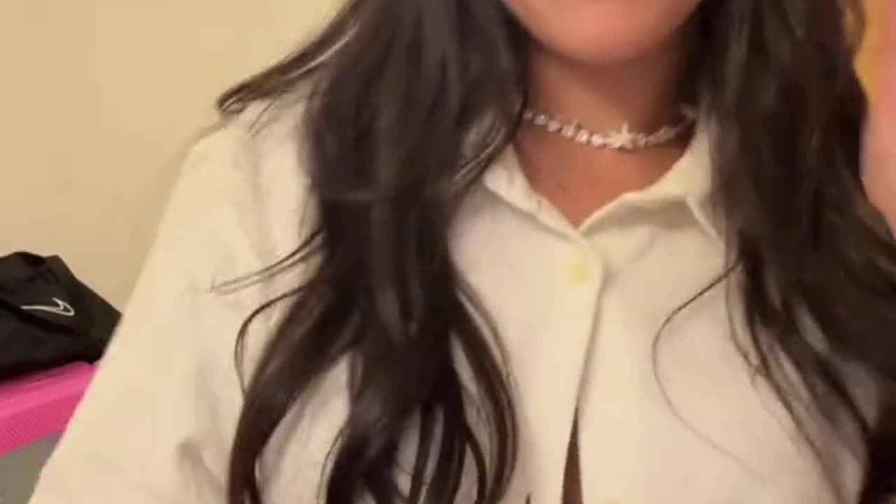 el 14 sin novio pero q de fondo suene..