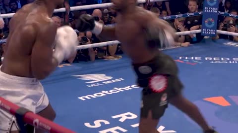 Re-live 𝗘𝗩𝗘𝗥𝗬 punch Daniel Dubois landed on Anthony Joshua