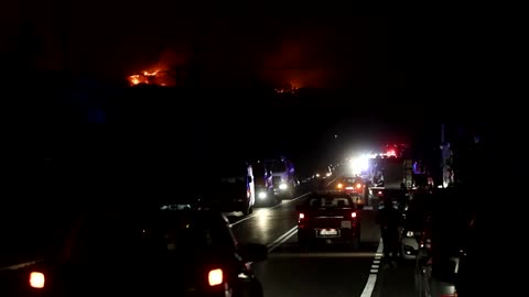Wildfire blazes across Greek island of Crete