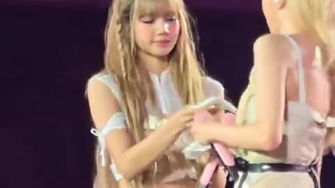 Blackpink Lisa World Tour Deadline 3