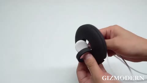 Compact Stand for Apple Watch with Magnetic Charger Module & Cable Management Slot