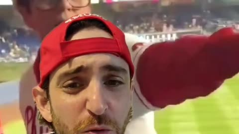 Shawn Farash - TRUMP ROASTS THE BASEBALL KAREN