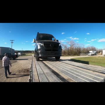 SPRINTER VAN AGAIN!!!!!! #ourtruckinglife #reallifetruckers #truck #atruckerslife #mytruckinglife
