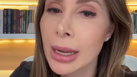 Carol De Toni - Dois pesos, duas medidas!