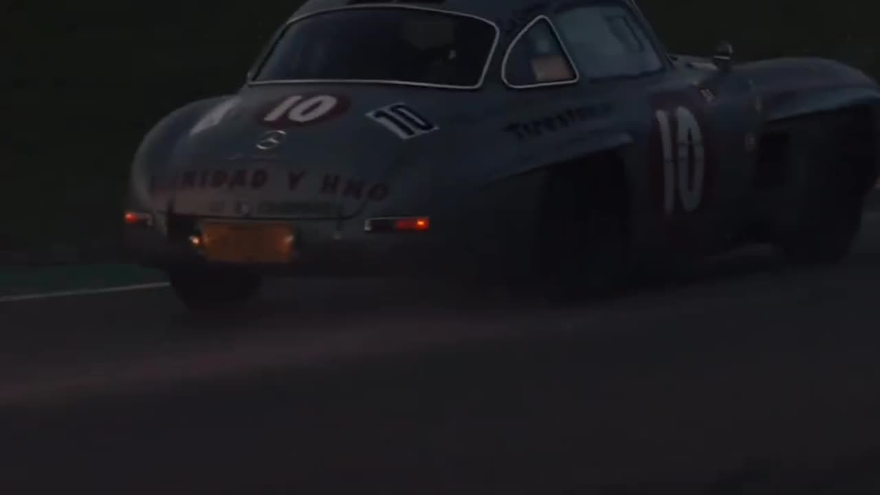 The Fastest Supercars Battle for Glory! 🏎️💨