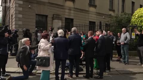 Former Sinn Féin leader Gerry Adams wins €100,000 libel damages from BBC | BBC News