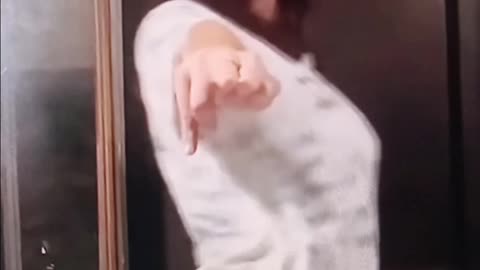 Gorgeous Asian tick tock dance