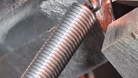 How metal spirals are made in the factory 🤔👨🏻‍🏭