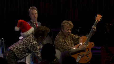 Fishnet Stockings (Stray Cats cover) - The Brian Setzer Orchestra (live)