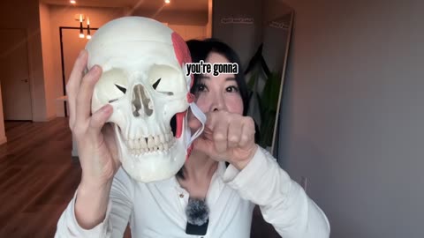 Why Clenching Your Jaw Makes the Face Sag | Koko Face Yoga