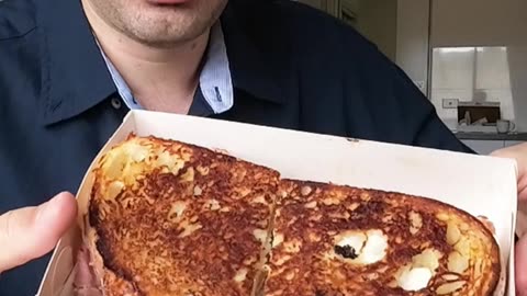 Why do cafes put napkins underneath takeaway food? (Fozzy Hotels, Ep. 1, Clip 1)