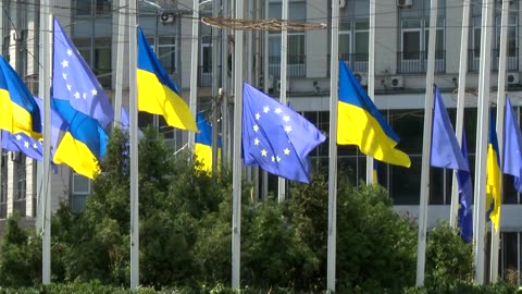 Putin appears to shrug off Trump deadline on Ukraine