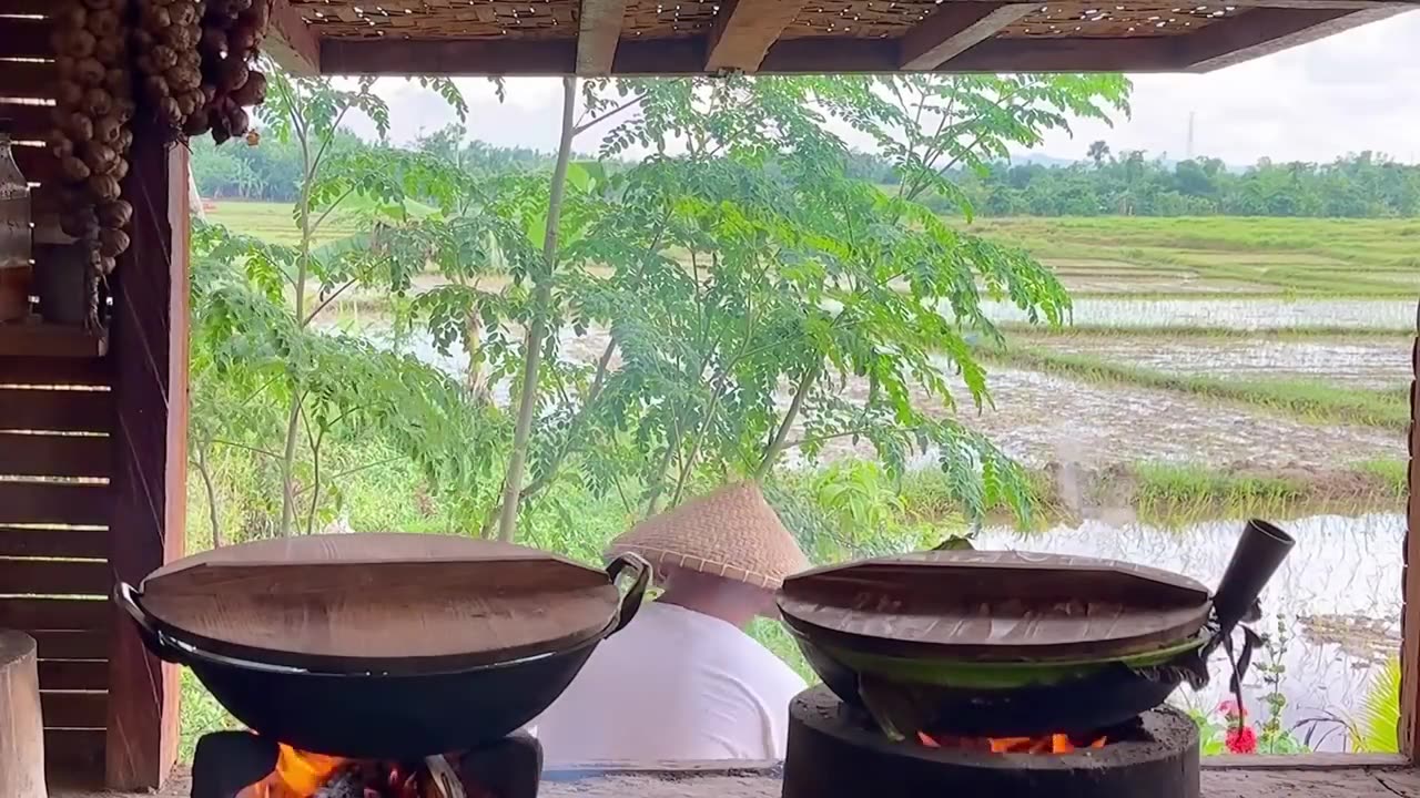 Taste of the sea sweet and sour fish and seafood soup 🥘🍲