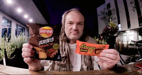 Lay's Grilled Ribs Potatoes chips & Reese's Big Cup with Pieces Review
