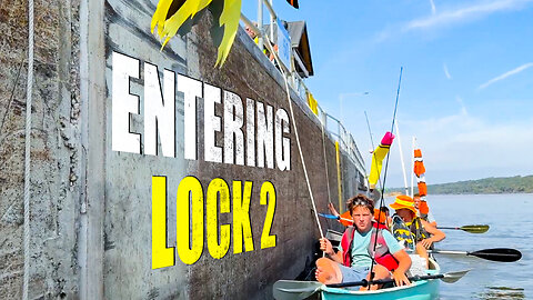 7 Kids + Mom Enter Lock 2 | Paddling the Mississippi – Day 33