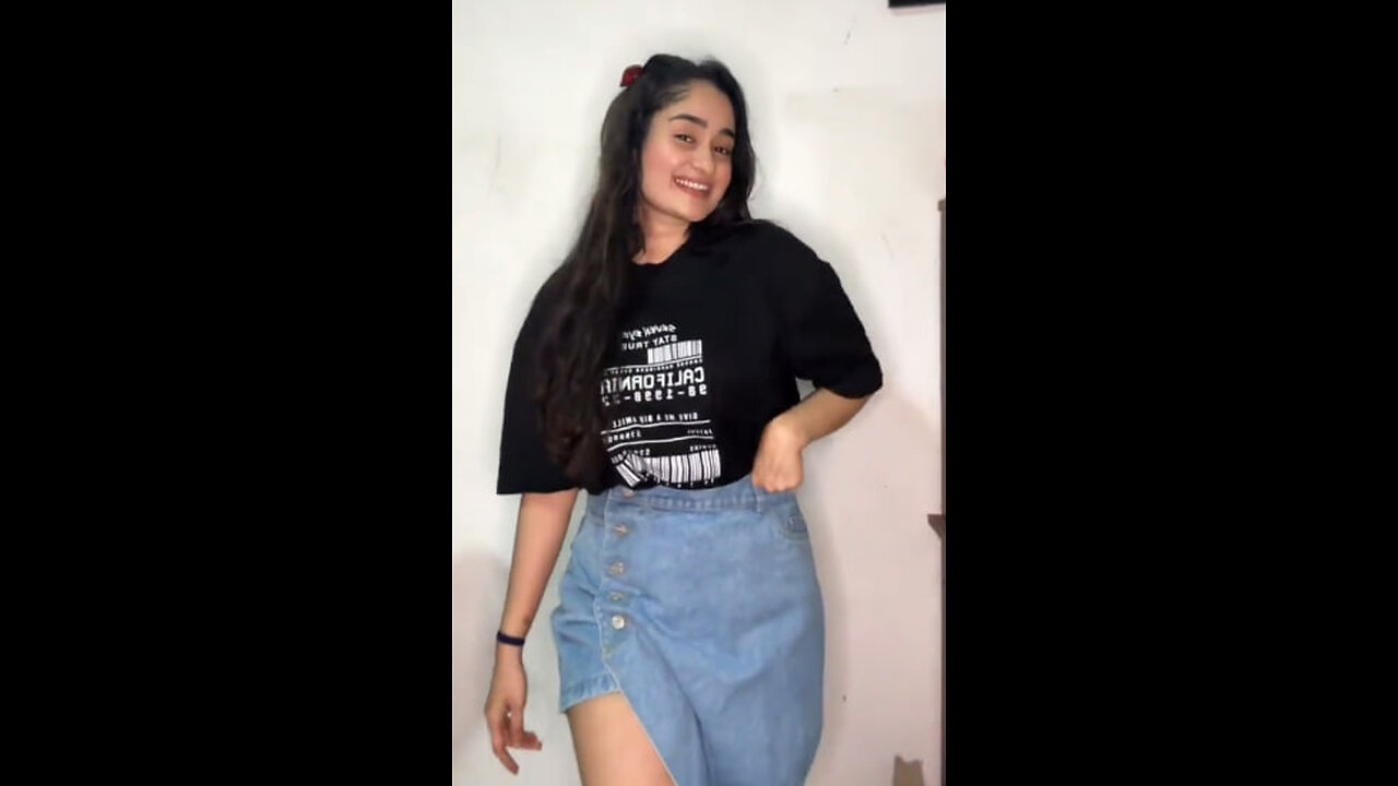 Sri lankan tiktok dancer beauty @chithimini
