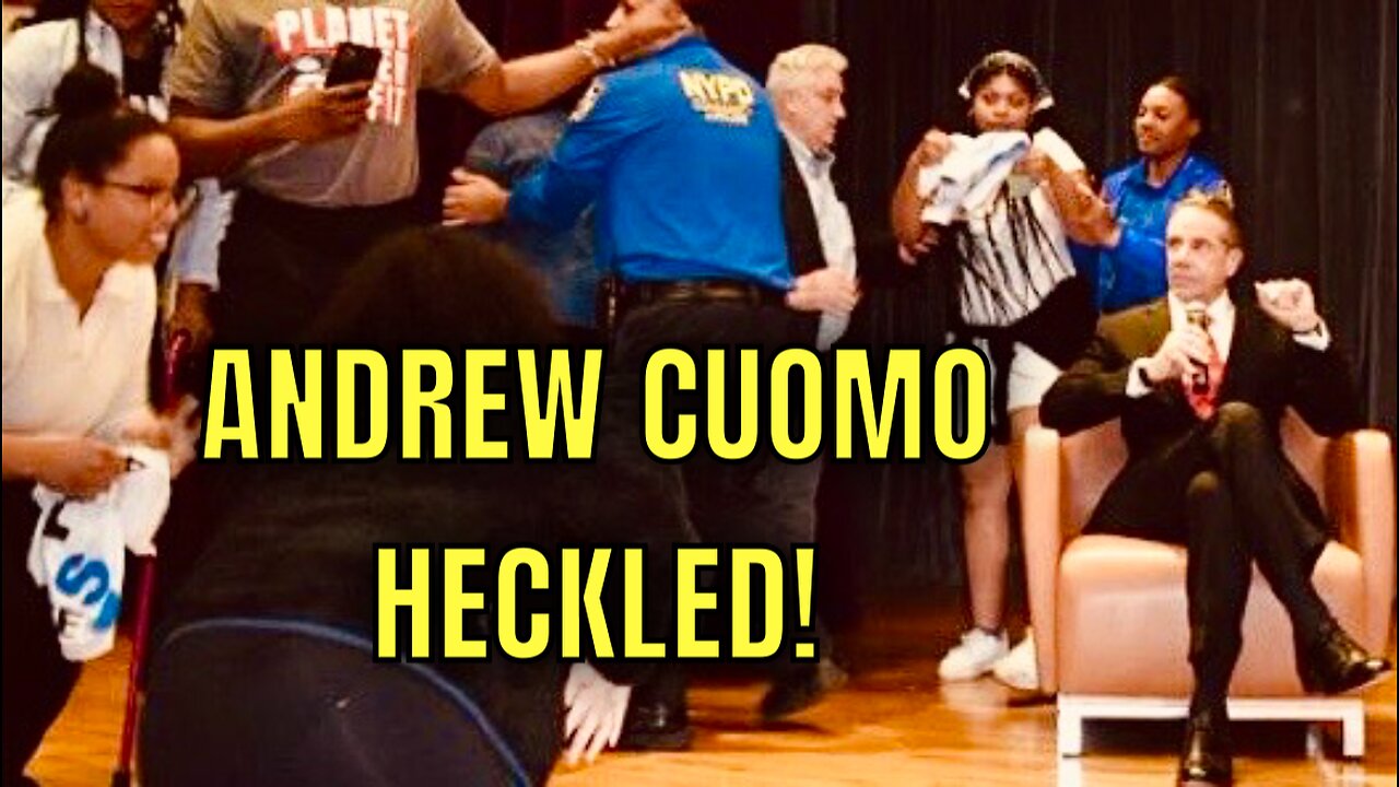 CLOWN SHOW at Andrew Cuomo event (sits there as he gets HECKLED) 🤡🤡🤡
