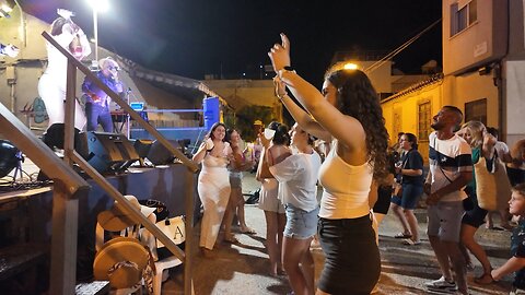 Levantando las Manos