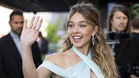 President Trump Swoons Over Sydney Sweeney When He Discovers She Is A Republican