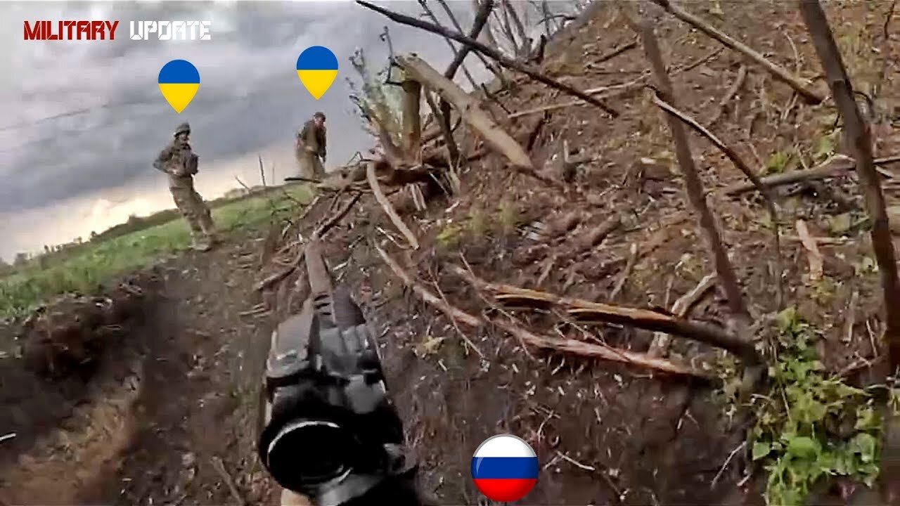 Close-Range Combat: Intense Firefight Between Russian and Ukrainian Forces