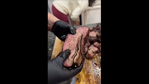 Mouthwatering Ribs: From Grill to Plate in Seconds! 🍖 #Viral #shorts #ribs #foodie