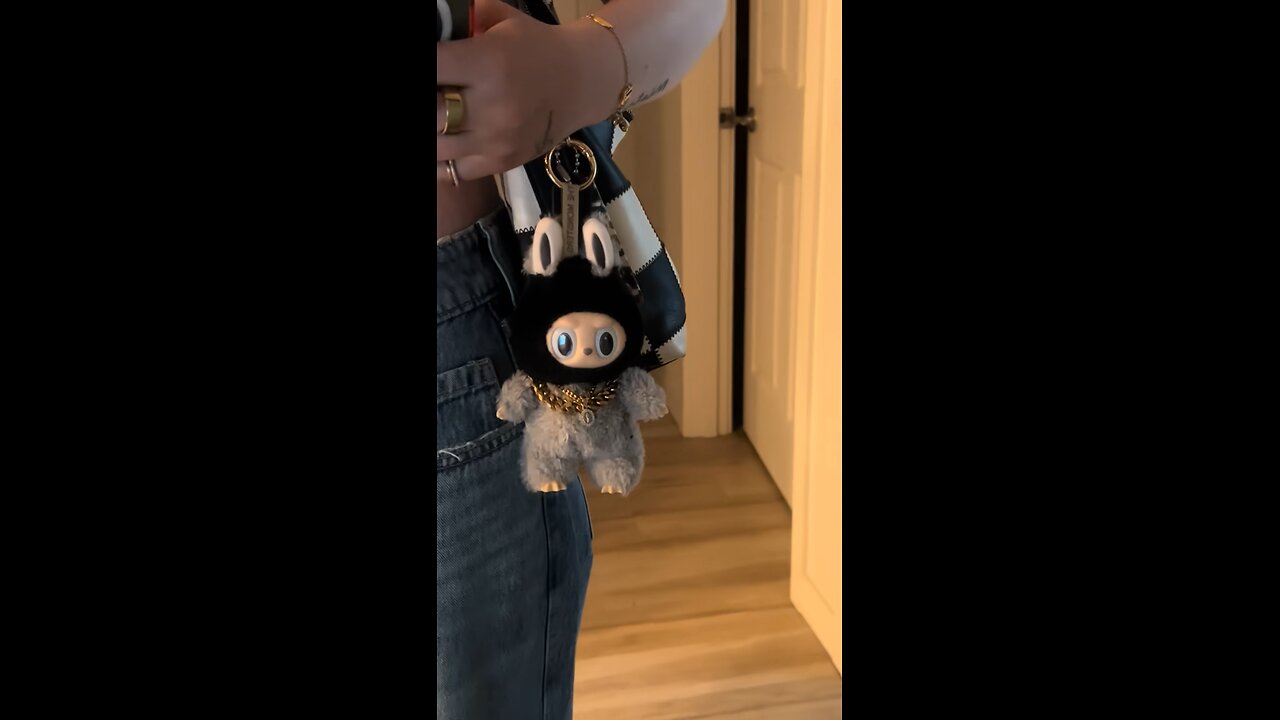 Thug Labubu