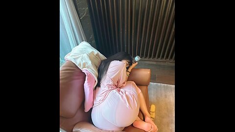 残業する。上司の奥さんを一歩ずつ助ける。Work Overtime. Help the boss's wife step by step-new