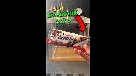 🤔🤔I put Kinder Bueno in the Vacuum! Will it explode?