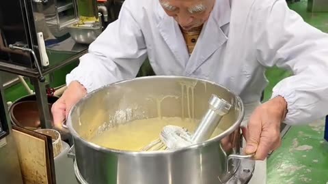 Make sponge cake