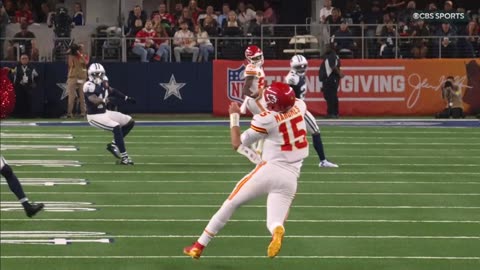 Kansas City Chiefs Mahomes throws 42-yard pass to Xavier Worthy against Dallas Cowboys
