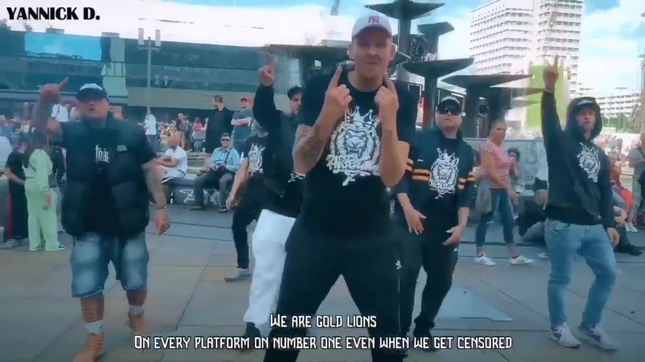 Wir sind Goldlöwen überall auf der 1 auch wenn sie uns zensieren.