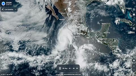 Miran Rubin - Tropical Storm Alvin (2025) - Zoom Earth | Live Hurricane Tracker (Deo 1)