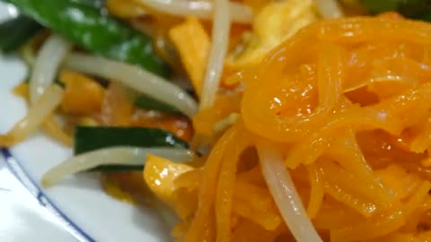 태국에서 가장 유명한 팟타이, 줄서서 먹는 곳 most famous pad thai - thai street food