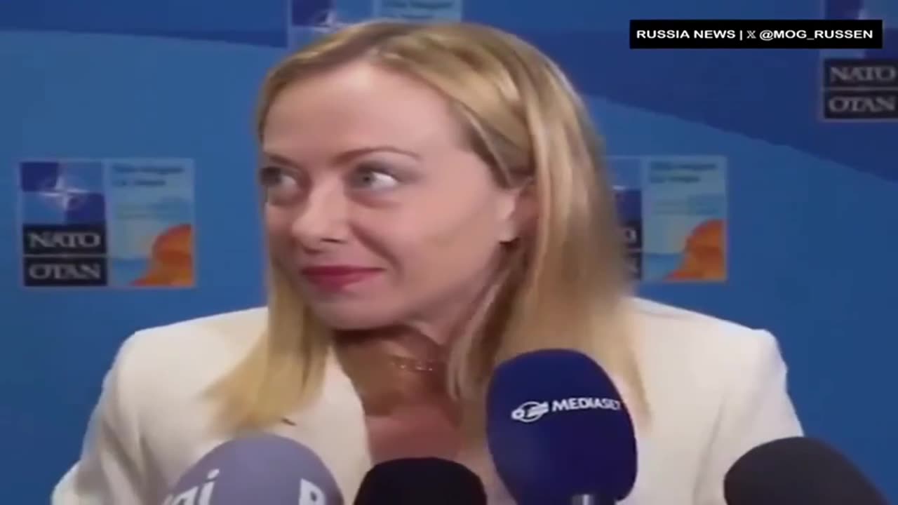 ANOTHER Coke Head World Leader...