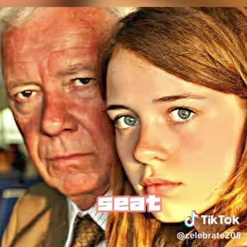 woman says that despite paying $40 extra for her seat, A dad tried to guilt trip her into switching