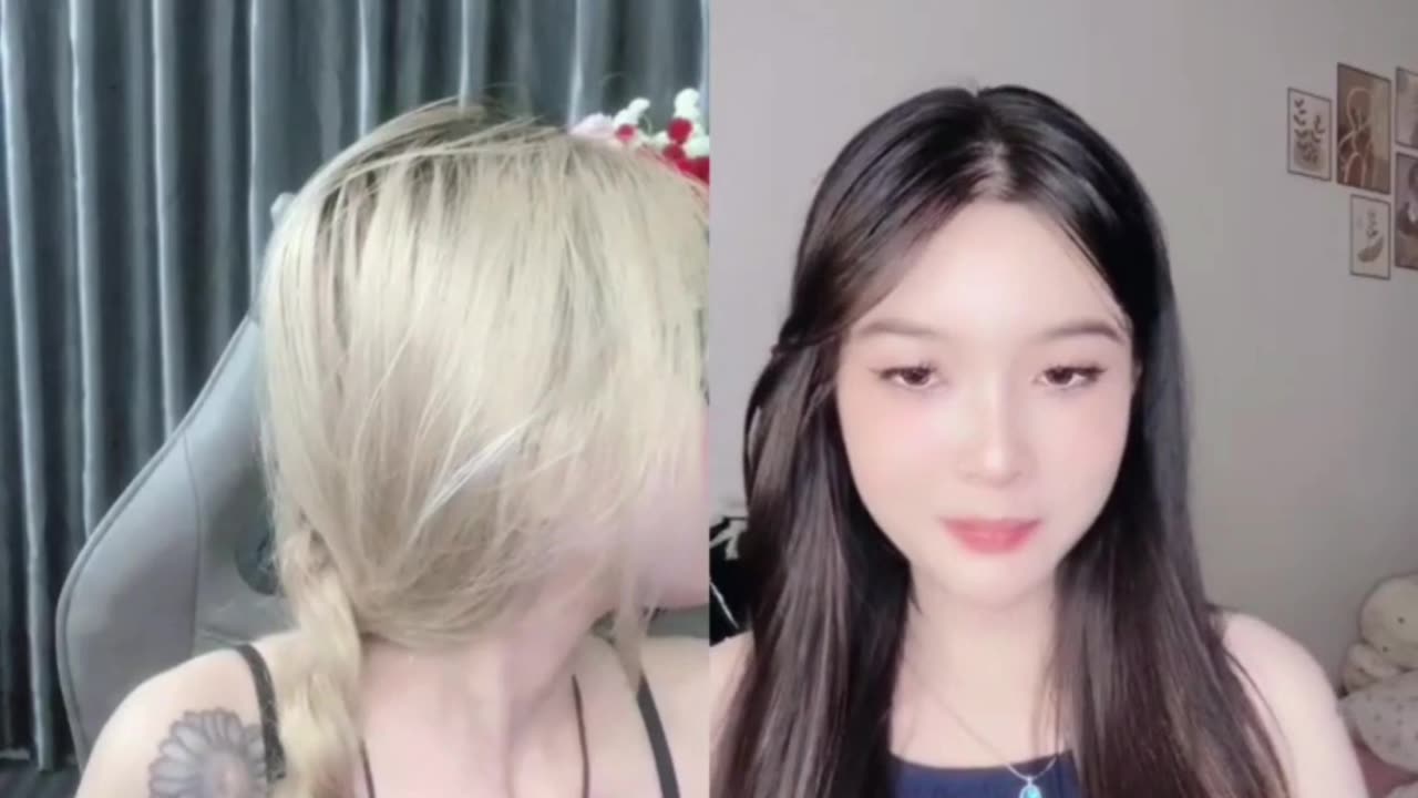 Live PK sing a song