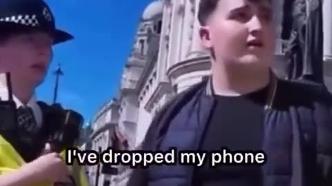 🚨😂 Epic Fail! Thief Gets Caught Trying to Steal a Flag | FunFM