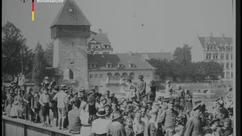 BArch_B_79804_1R_Rueckkehr_von_verwundeten_Austausch-Gefangenen_ZT_Umschnitt