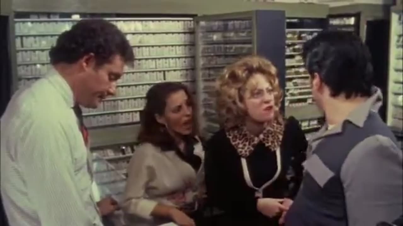 I Love you Stanley - Sylvester Stallone goes ring shopping in The Lords of Flatbush