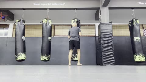 Vacation in Mauritius 🇲🇺 . Shape Sports Club Grand Baie - 2 Swing Kicks. June 230, 2025