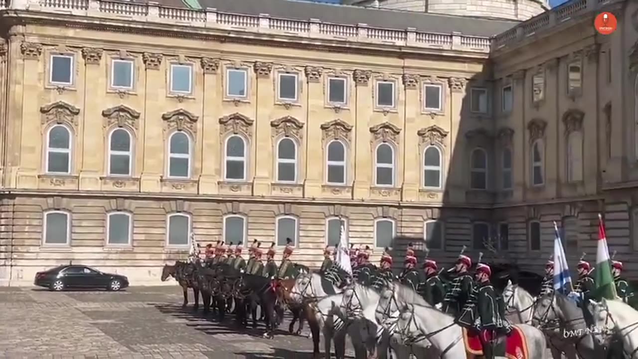 Netanyahu Stuck in Hungary, Plans to Flee to America