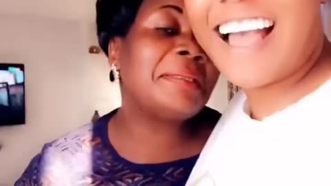 Queen vee bosset