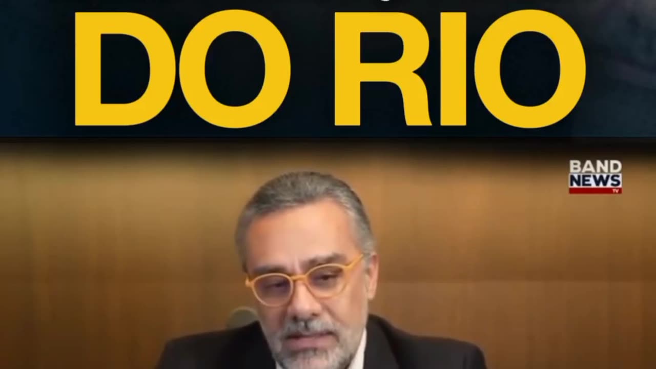 Nazista de Moraes quer mandar até na segurança pública do Rio.