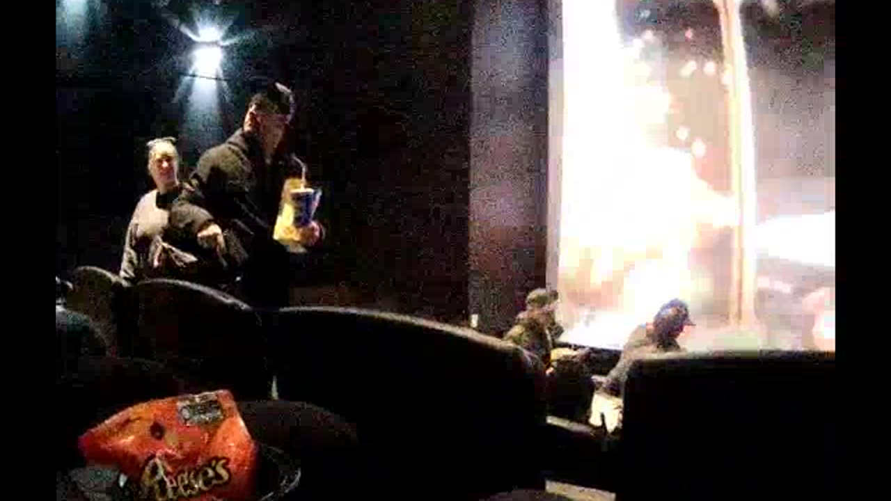 12/20/2025B, (Targeted Individuals & Perp TV) Hand Off Videos, Photos, Information Easy in Public