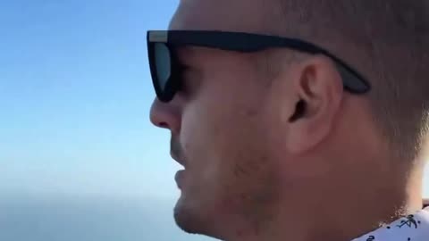 VICTIM OF SOCIALISM SENDS MESSAGE TO DEMOCRATS