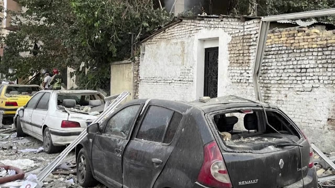 Teherán tras el ataque: daños severos en edificios residenciales